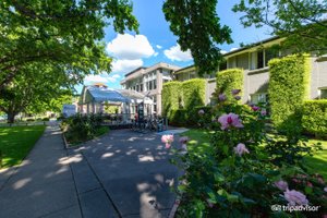 Forrest Hotel And Apartments in Canberra