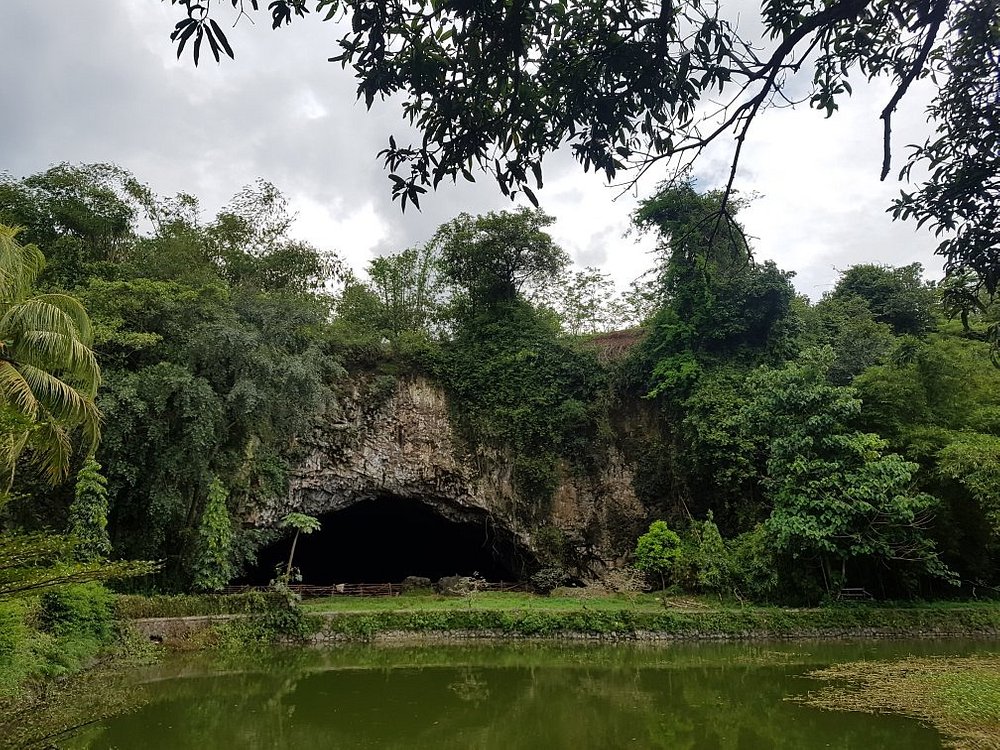 tempat wisata di pelabuhan ratu dimana letak Geopark ciletuh ratu