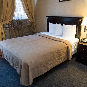 The Double Room at the Baltimore Plaza Inner Harbor