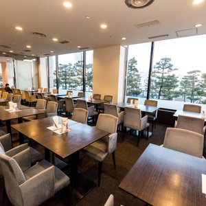Cafe Luv at the Bayside Hotel Azur Takeshiba