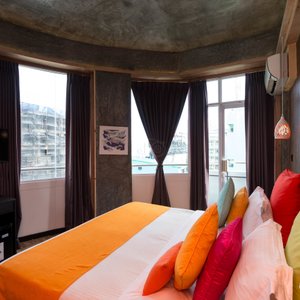 The Deluxe Room at The Beehive
