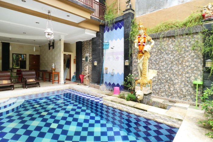 PUSPA GRAHA VILLATEL GUEST HOUSE - Inn Reviews (Bali/Jimbaran)