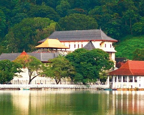 What Is Sri Lanka Famous For? Check Off These Beautiful Places In Sri Lanka!
