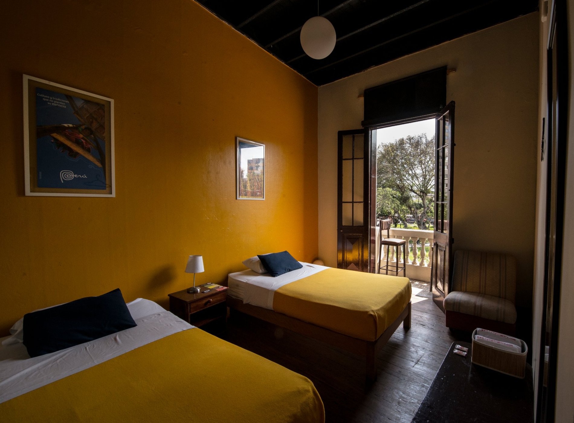 Flying Dog Hostel B&B by null