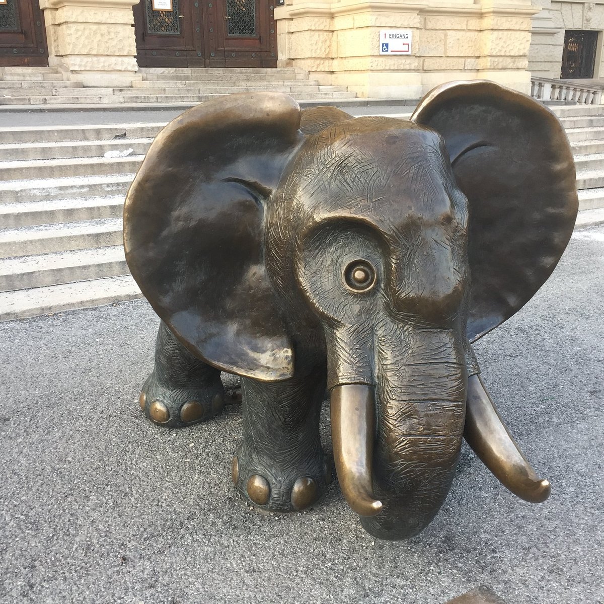 Elefant (Vienna) - All You Need Know BEFORE You