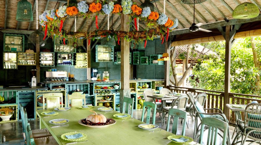 Herb Library Restaurant 
