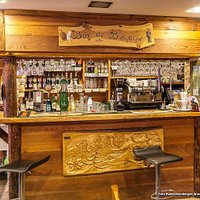 le Bar, style Savoyard
