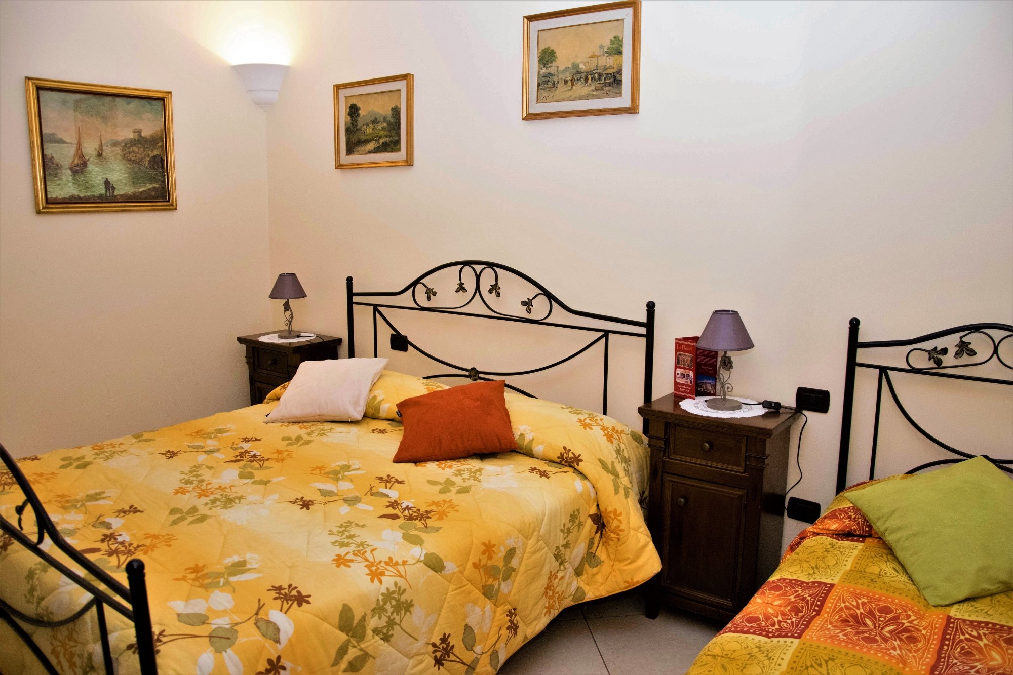 POMPEI LUXURY ROOMS (AU$99): 2022 Prices & Reviews (Pompeii, Italy ...