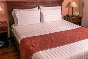Room & Suite