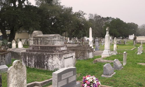 Old Biloxi Cemetery - "Old French Section"  Near Beach Blvd (US Hwy 90)