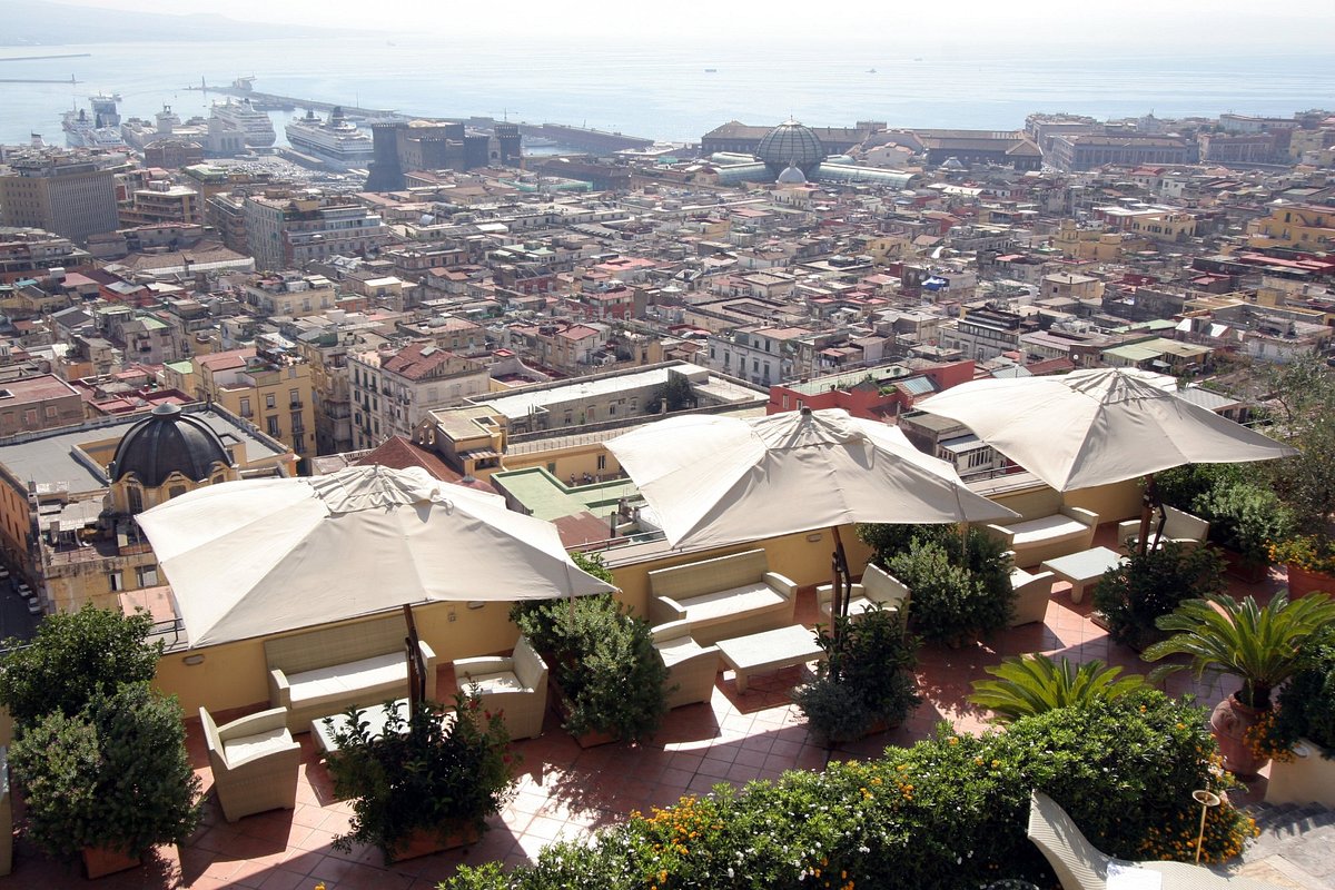 Hotel San Francesco al Monte, hôtel à Naples