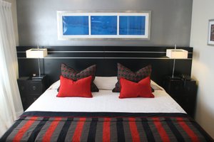 Room & Suite