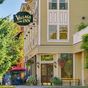 Fairhaven Village Inn