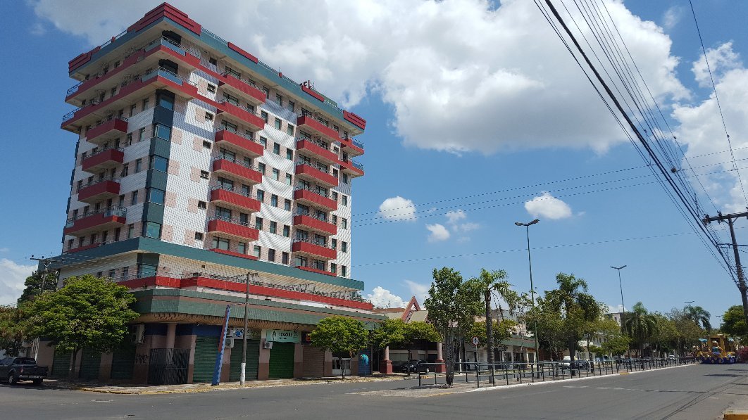 Hotel Presidente image