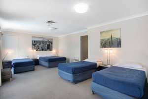 Room & Suite
