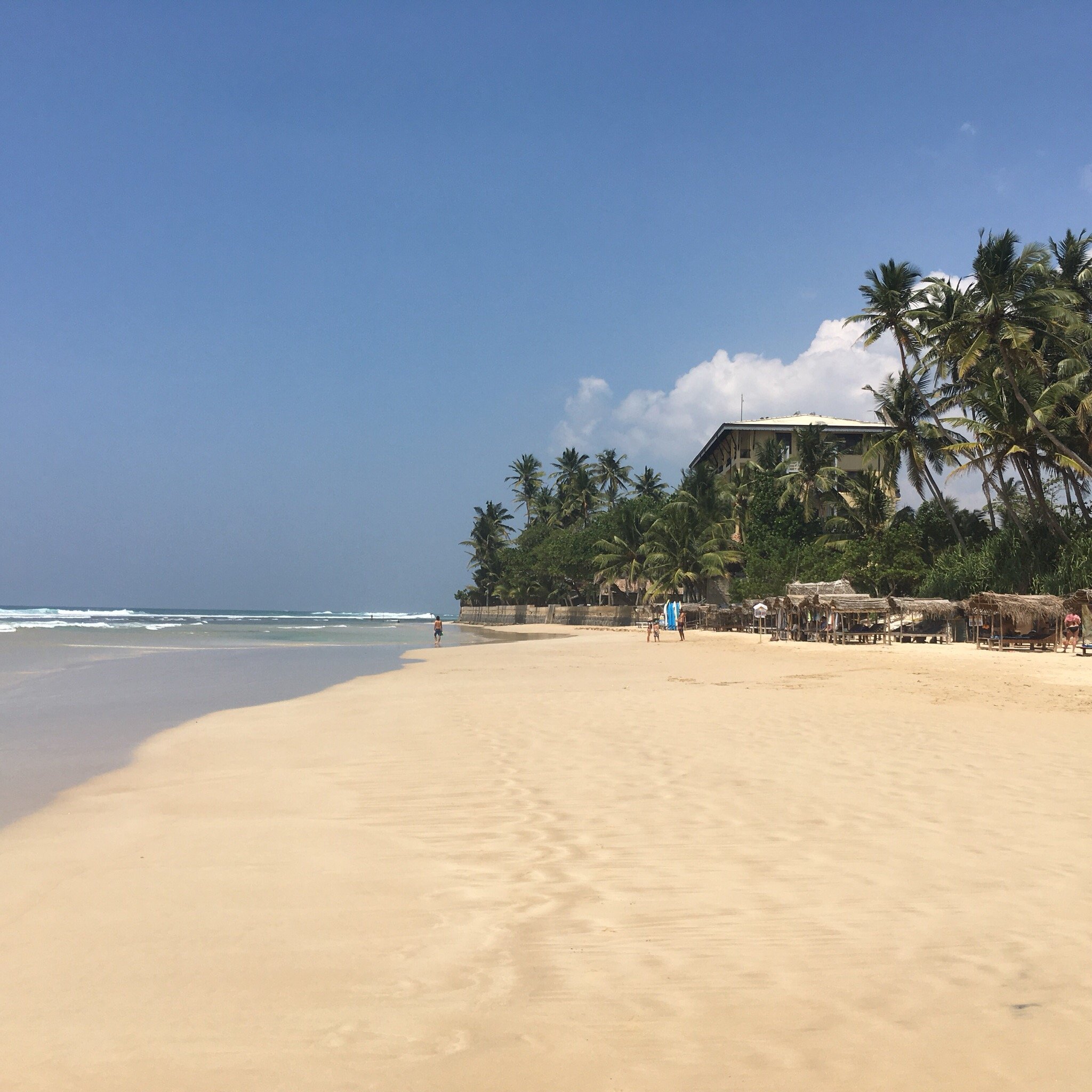 Kabalana beach store