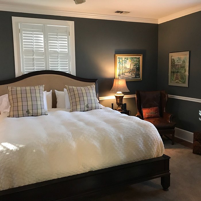 SPRINGWOOD INN - Prices & B&B Reviews (Anniston, AL)