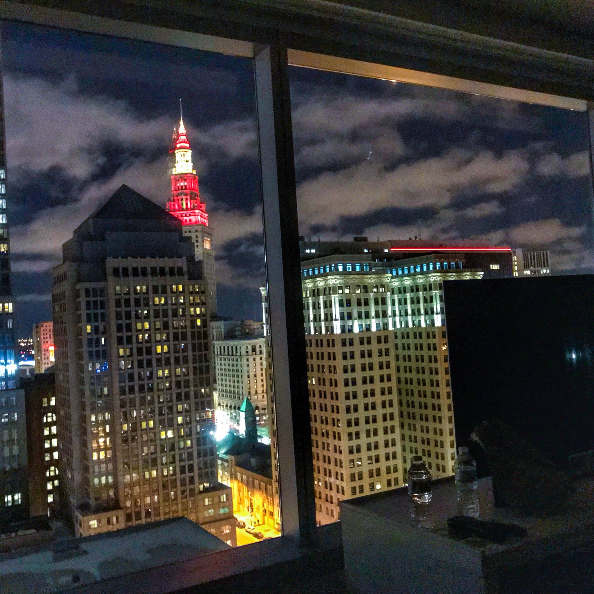 HILTON CLEVELAND DOWNTOWN $187 ($̶2̶9̶9̶) - Updated 2022 Prices & Hotel ...