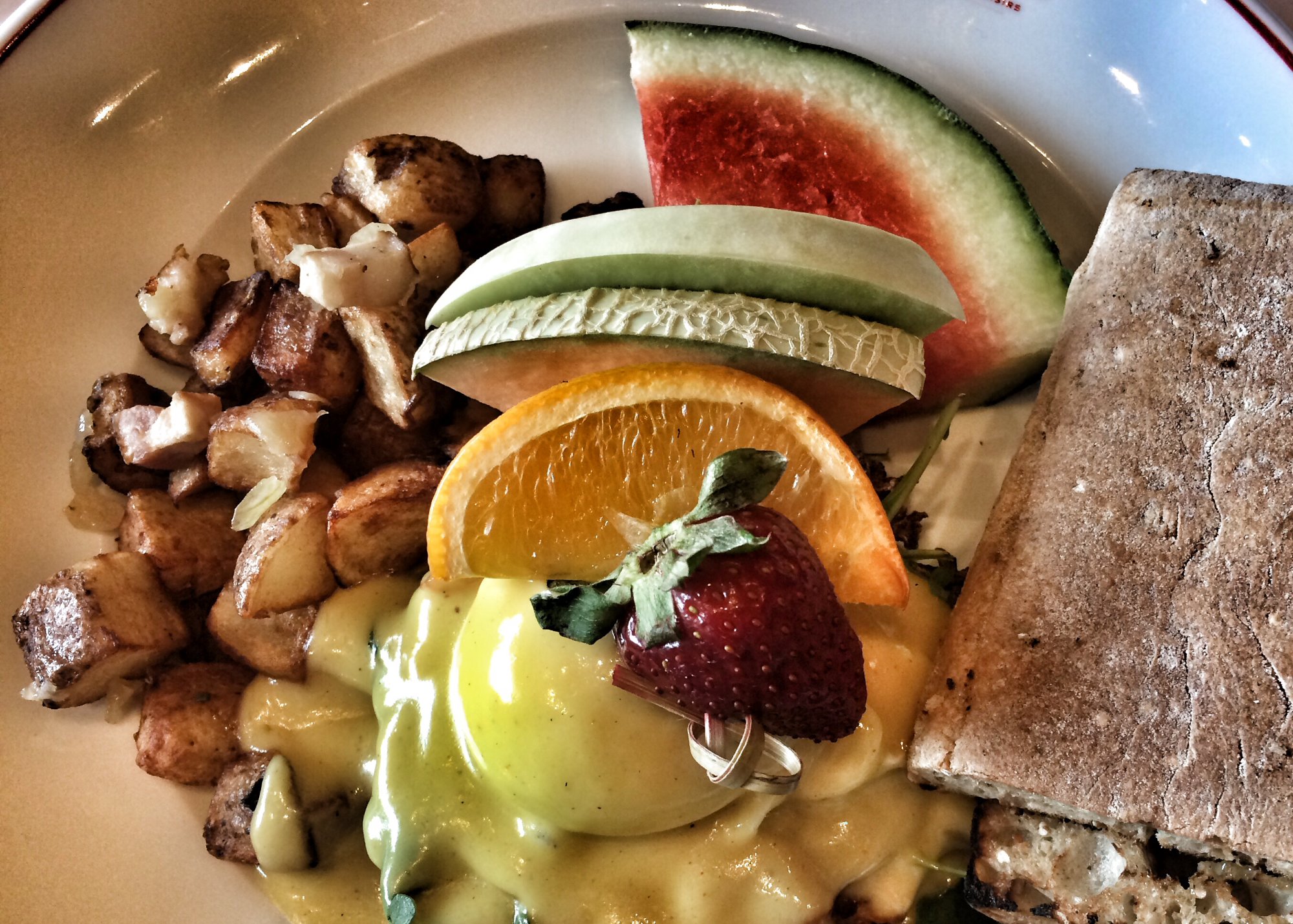 THE 10 BEST Breakfast Restaurants In Quebec City UPDATED 2024   Oeuf Benedictine Scandinave 