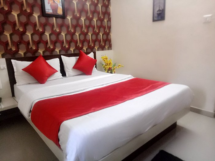 HOTEL GOPI PALACE - Prices & Specialty Hotel Reviews (Ahmedabad, India)