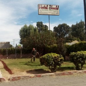  cuenta con camping para casa rodante, electricidad, agua, drenaje, security
