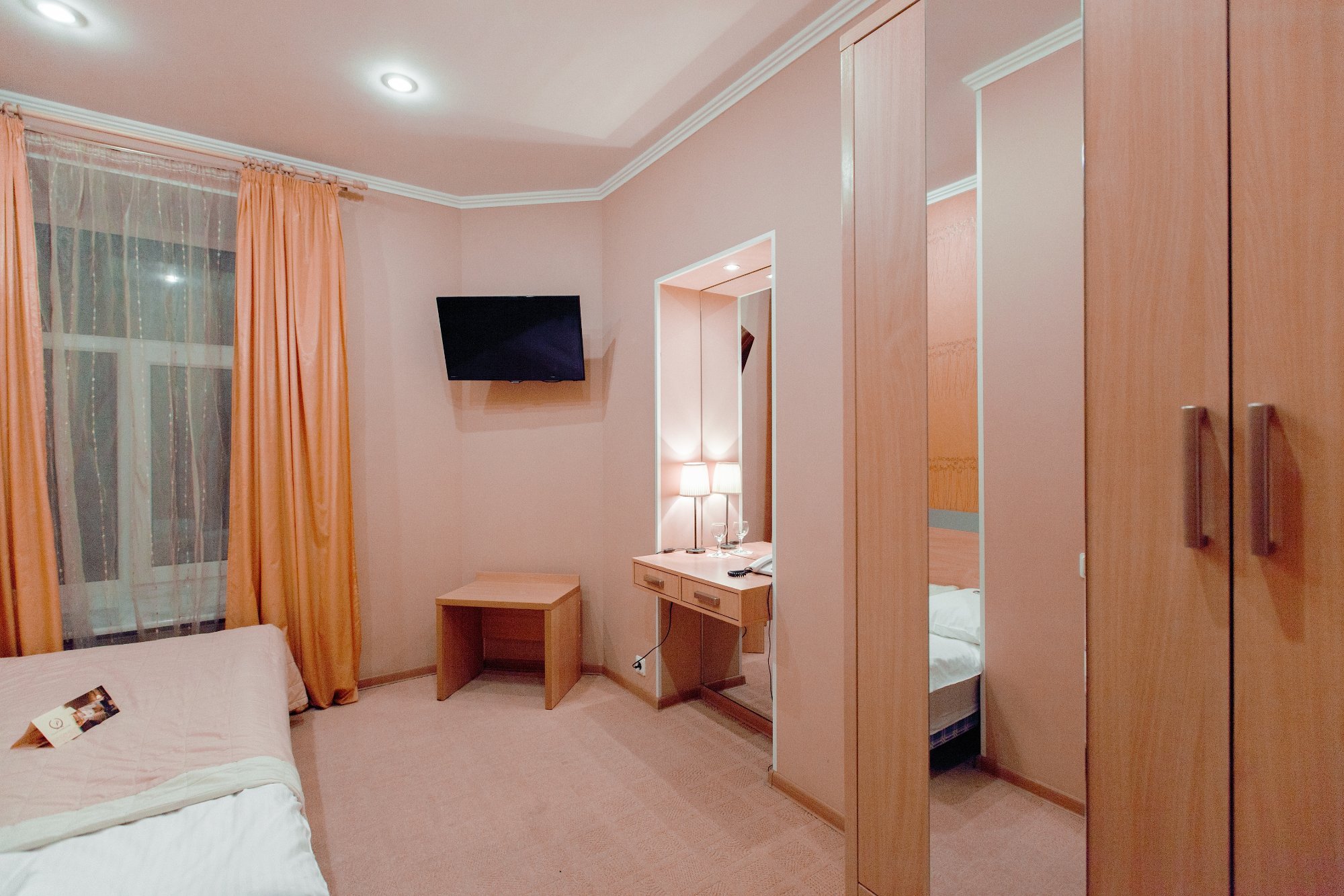 Polikoff hotel by null