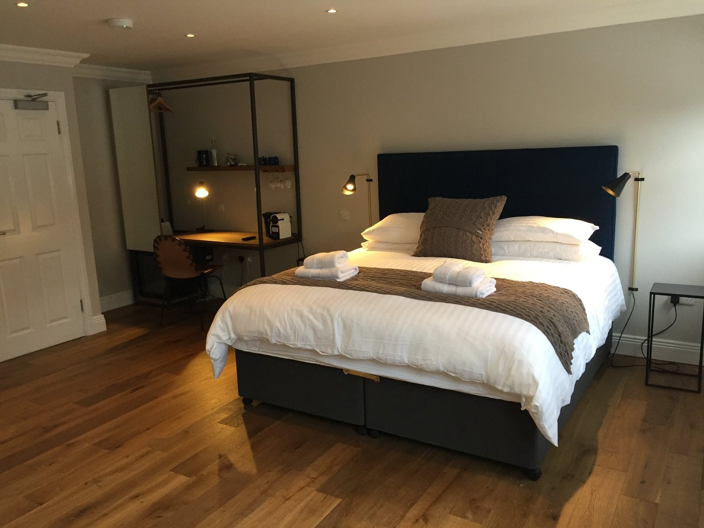 PEMBROKE HALL - Prices & Guest house Reviews (Dublin, Ireland)