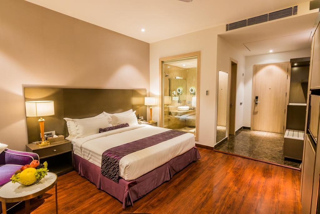 Amara Gateway Hotel - UPDATED 2024 Prices, Reviews & Photos