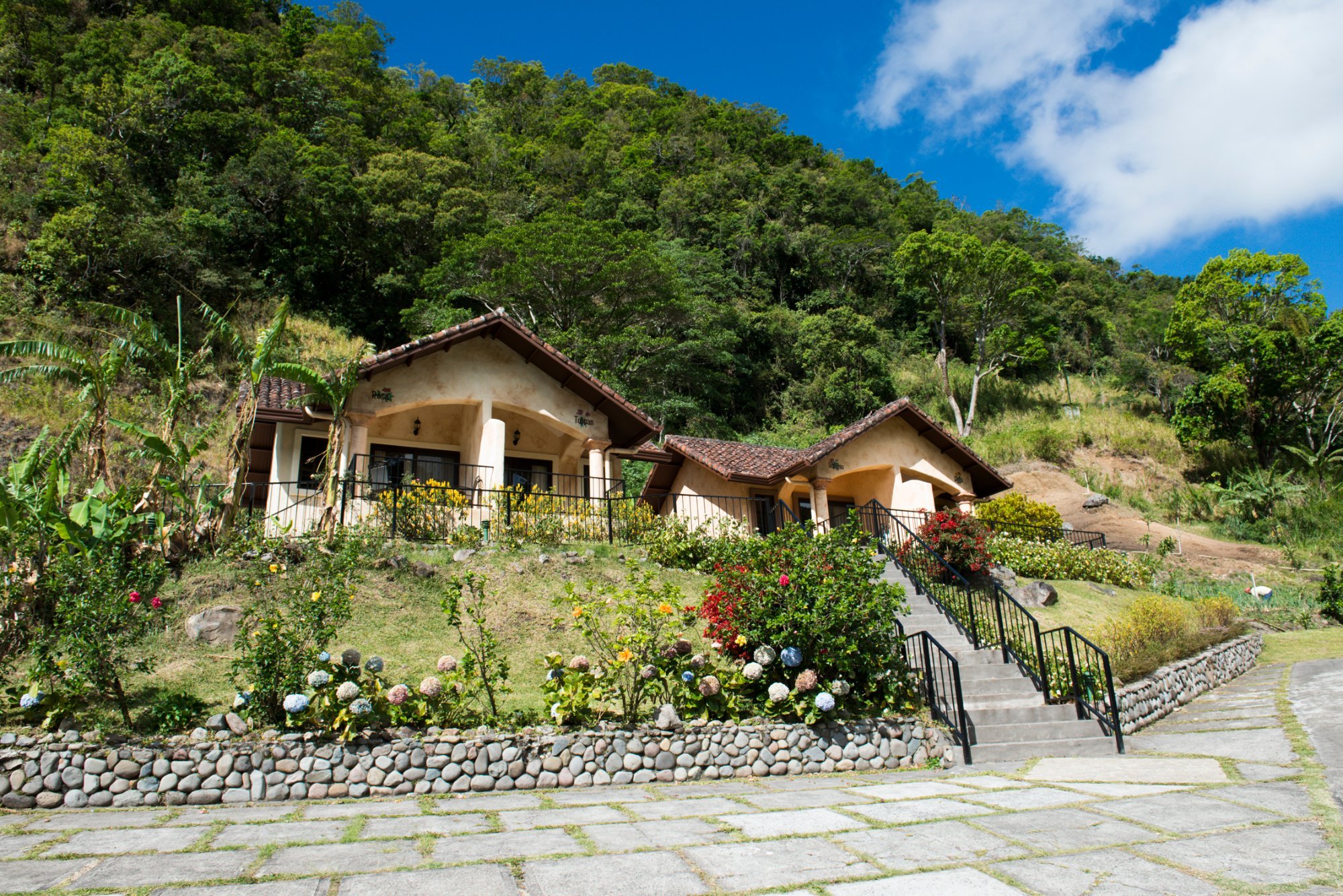 Valle Escondido Wellness Resort by null