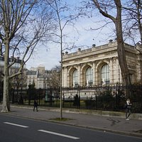 Entrée du square