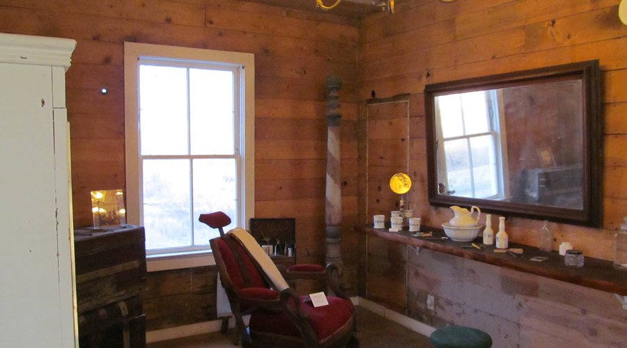 Barber Shop inside Greinstein Building