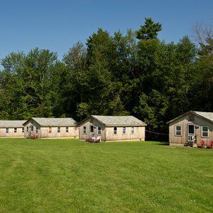 Comfortable Single Family Cabins in our Field of Stars