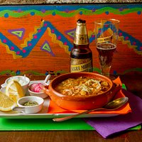 Pozole tipica sopa mexicana