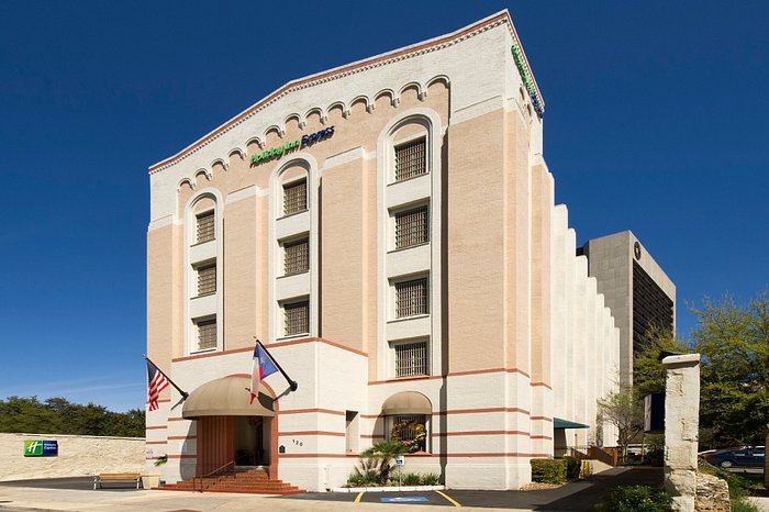 Holiday Inn Express San Antonio  : Discover the Best Amenities