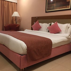 EVOKE Lifestyle Candolim in Candolim, image may contain: Lamp, Bed, Furniture, Painting