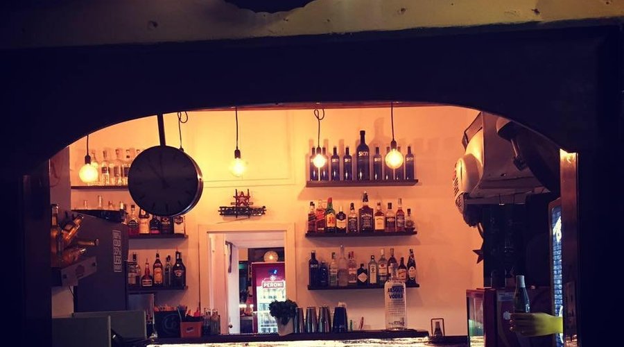 Finch Pub