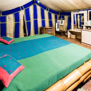 Safari Tent 2