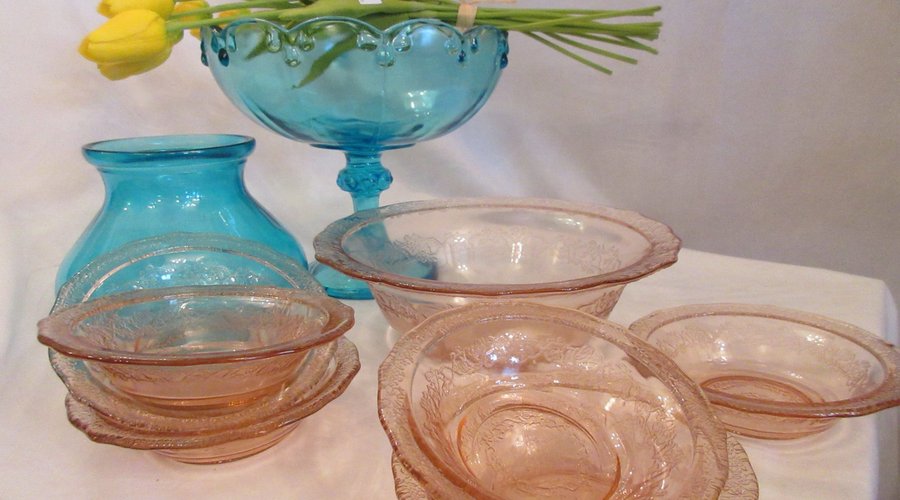 Great selection of Antiques & Retro ware