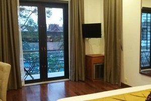 Room & Suite