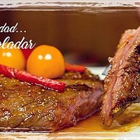 Alpaca con salsa de Aguaymanto nuestro plato bandera