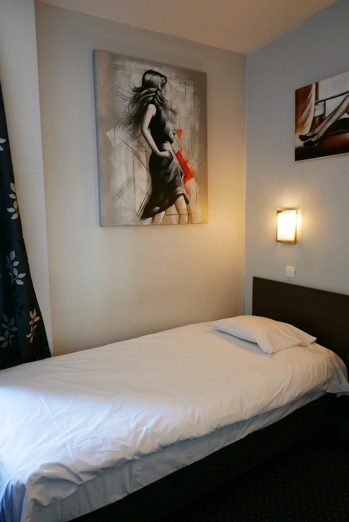 Hotel De Normandie Rooms: Pictures & Reviews - Tripadvisor