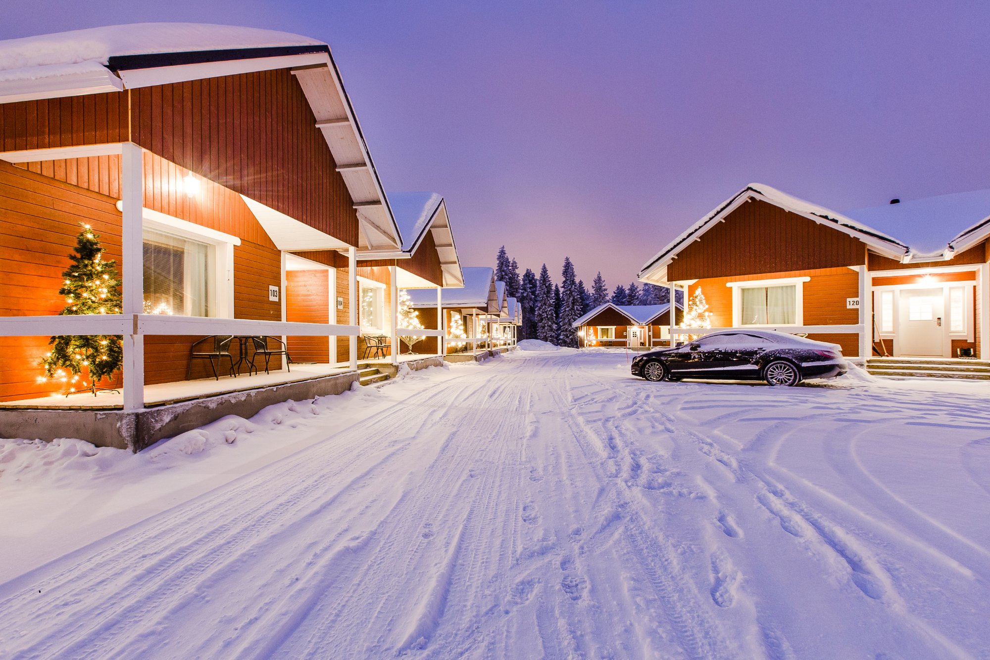 Santa claus deals holiday village