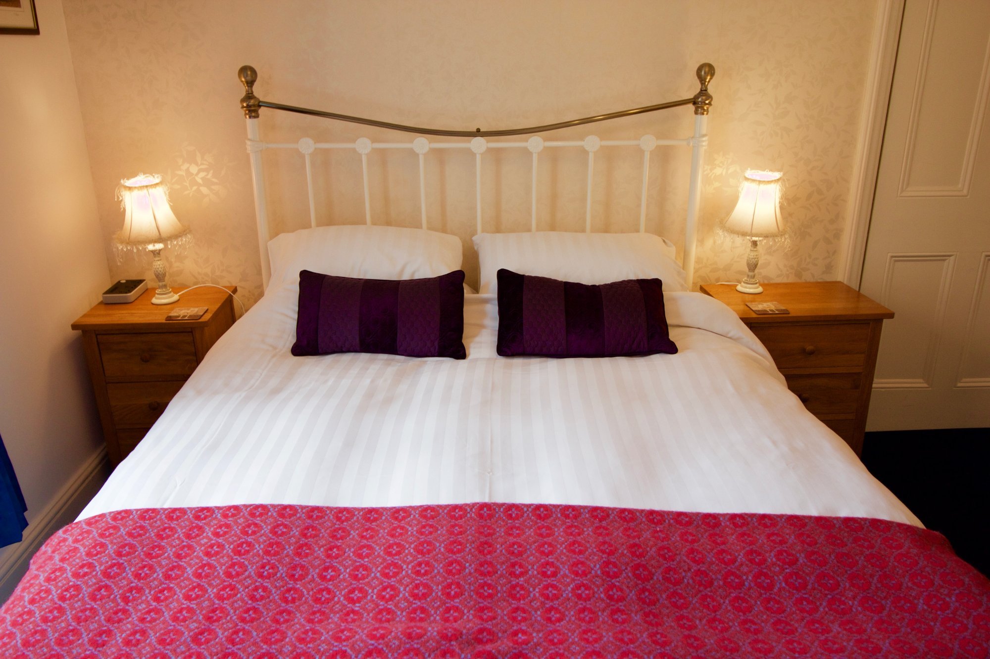 BOD GWYNEDD BED & BREAKFAST - Updated 2024 Prices & B&B Reviews (Betws ...