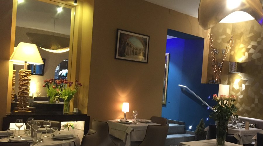 Salle 2
Pour les amoureux. Le Cèdre restaurant libanais a Nice 
