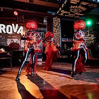 Шоу - "Перфоманс" в гриль-баре "Дрова"