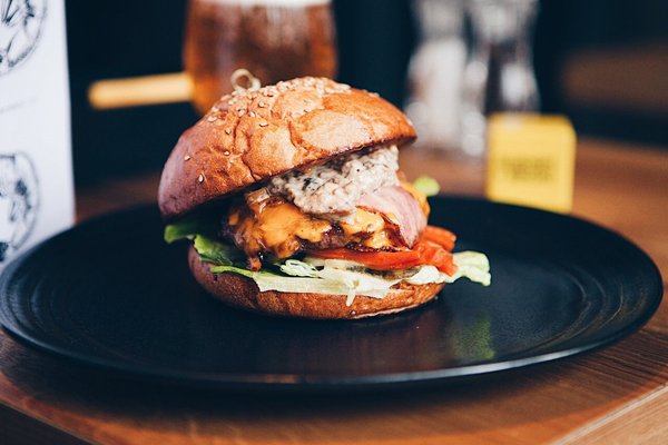 Shrimps and burgers екатеринбург. Beef & Liberty