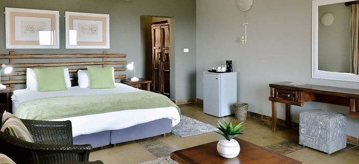 eBundu Lodge Rooms: Pictures & Reviews - Tripadvisor