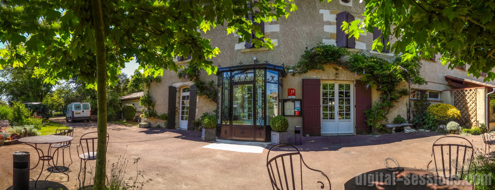 Hotel photo 12 of La Flambee.