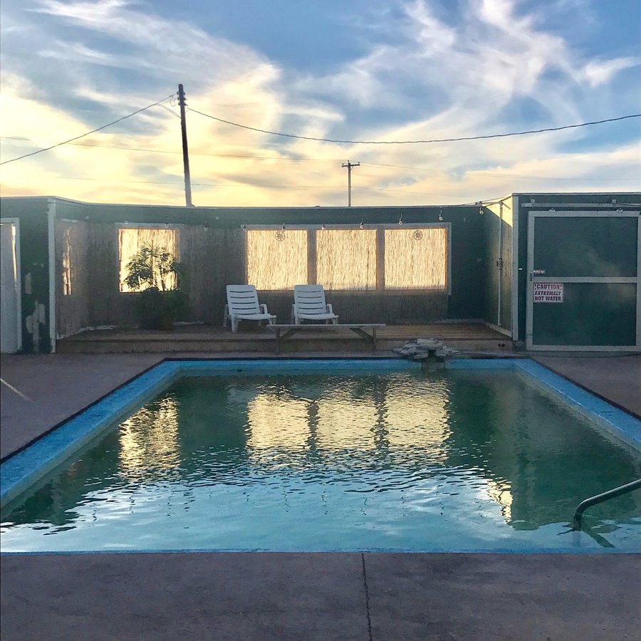 HUNTER�S HOT SPRINGS LODGE Prices &amp; Resort Reviews