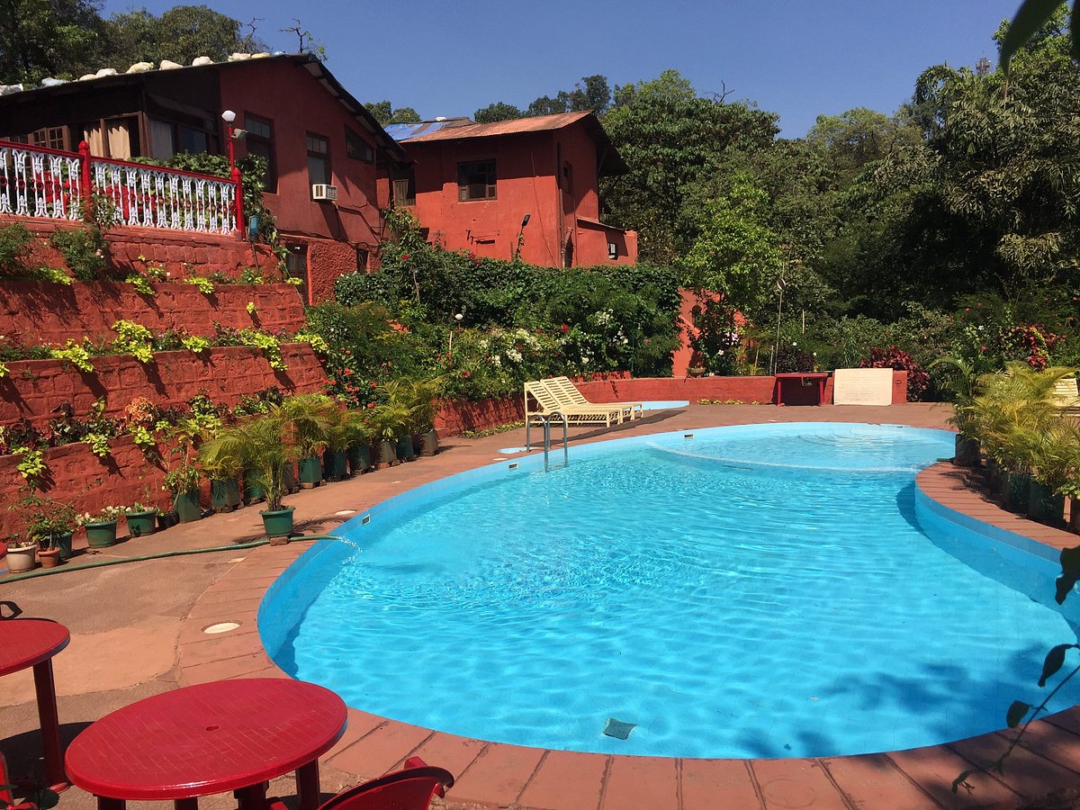 Lords Central Hotel, hotel in Matheran